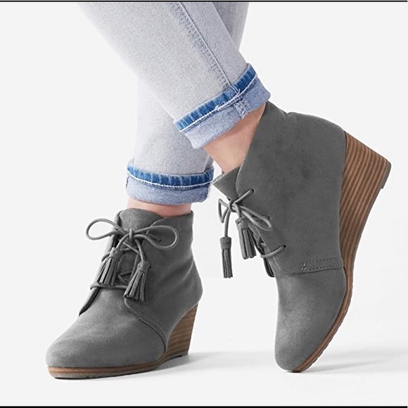 The most comfortable heels you will ever own - Picture 2 of 7